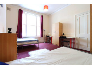Single bed in a twin room near..