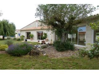 5 bedroom Character For Sale: 79230..