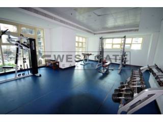 Furnished 1 Br In Royal Oceanic, Dubai..
