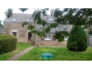 Good size longere farmhouse with..