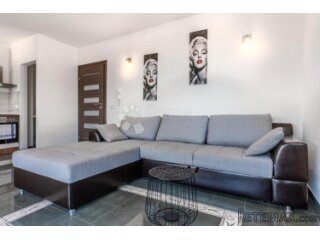 KLIMNO, apartman na samo 250m od mora