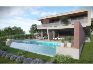 Luksuzna villa (5) u izgradnji s bazenom i sadržajima