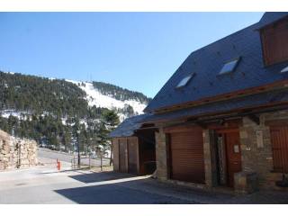 3 bedroom Flat For Sale: LLEIDA, NAUT..