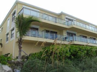 Apartment/townhouse - Welcome home to..