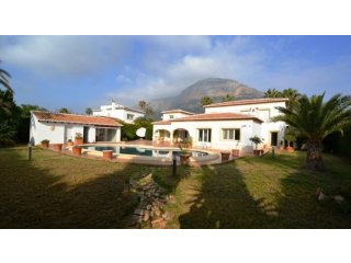 V1472 - 4 Bedroom Villa In Els Valls Of..