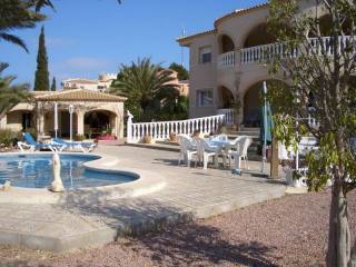 Detached villa for sale 869.500 €..