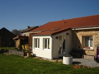 Detached House on Nice Plot