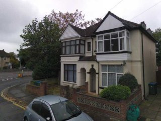 Manor Road South, Woolston (7/625)