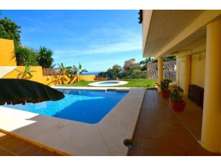 4 Bedrooms - Townhouse - Malaga - For..