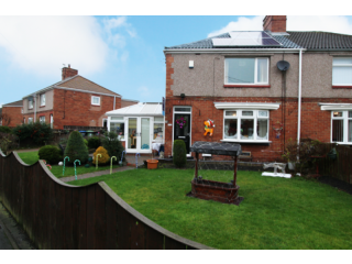 3 bedroom, Semi-detached House house..