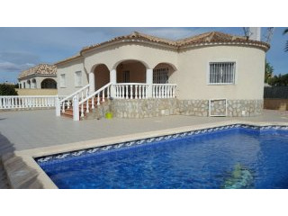 3 Bedrooms - Villa - Alicante - For Sale