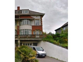 4 bedroom, Semi-detached House house..