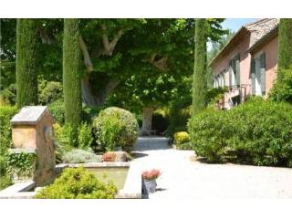 Mas Des Colombes Eygalieres, North..