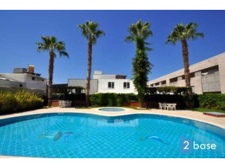 3 + 1 Lovely dwelling very close to the..