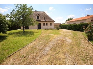 Traditional Perigourdine Home With 4..