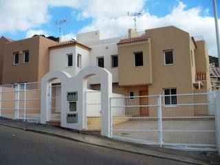 4 Bedrooms - House - Adeje - For Sale