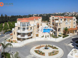 Luxury Apartment, Pafilia Gardens..