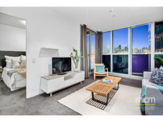 Live in the World Class Quays Complex!