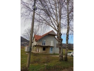 Prodajem kucu Niksic-Gornje Polje