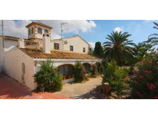 5 Bedroom 2 Bathroom Villa in Javea.