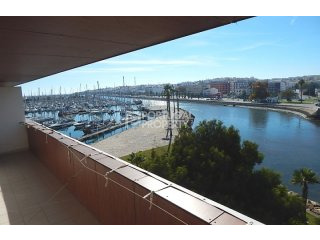 Magnificent 3rd floor T2 Apt at the..