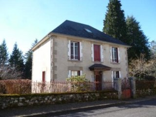 Attractive Manor House Style Property