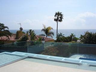 VILLA FOR SALE ESTEPONA