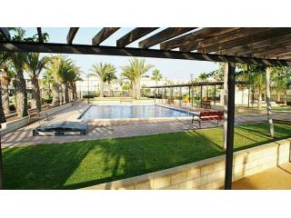 A 3 BED 2 BATH DUPLEX