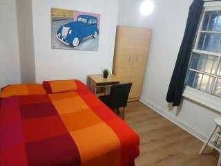 Double Room Close To Tower Bridge