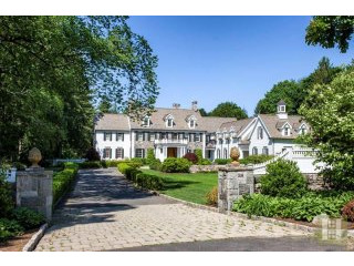 8 bedroom House For Sale: 38 PARSONAGE..