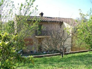 Homes for Sale in Palaia, Pisa, Tuscany.