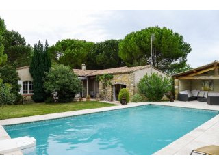 Beautiful Villa With Pool And Woodland
