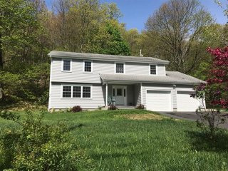 4 bedroom House For Sale: 71 Scout Hill..