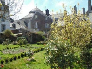 4 Bedroom House For Sale