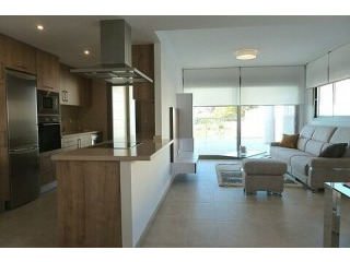 Luxury 3 Bed Corner Penthouse - READY..