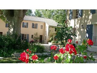 13 Bedrooms - Hotel -..