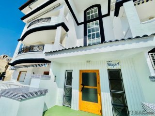 Nueva exclusiva en Torrevieja, apartamento ubicado a tan..