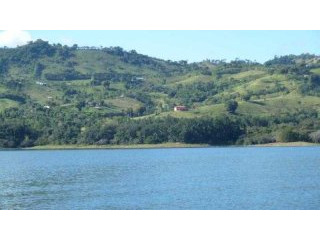 Unique Lake Farm Close To Santiago