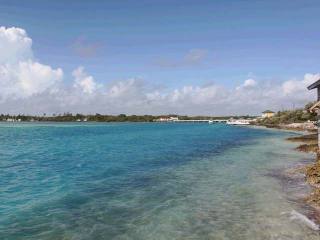 Singlefamilyvacant - Twenty (20) acre..