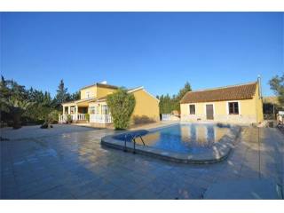 5 bedroom Villa For Sale: Detached..
