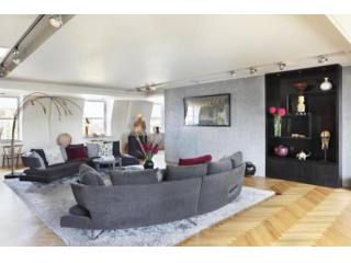 3 Bedrooms - Apartment - London - For..
