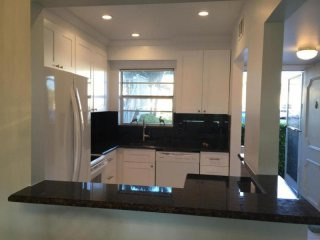 646 Snug Harbor Dr #h110, Boynton..