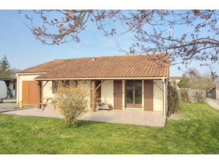 3-Bedroom Bungalow With Garden Close To..