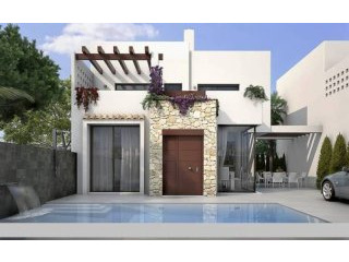 3 Bedroom 3 Bathroom Villa In Ciudad..