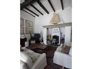 8 bedroom Semi-Detached House For Sale:..