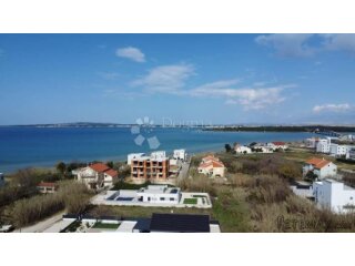 56,92m2, korak od mora i plaže