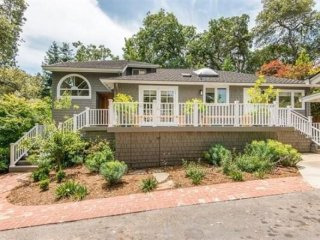 Fabulous Monte Sereno hideaway