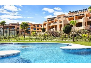 Casares, Casares, , 2 bedrooms, 185 000..