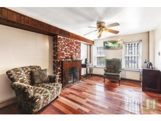 8 bedroom Town House For Sale: 1245..