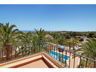 4 Bedroom villa close to the beaches..